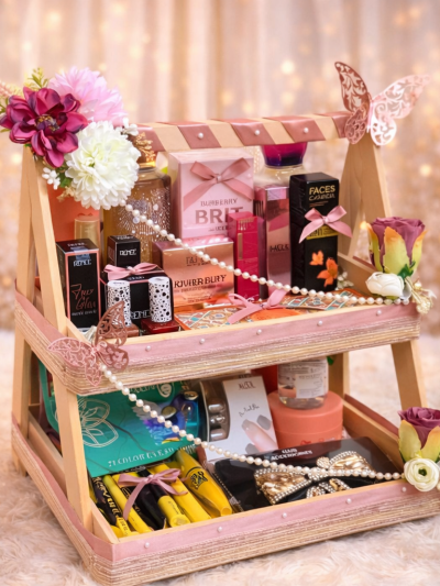 Elegant Makeup & Beauty Gift Hamper